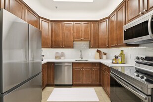 Cortland Alexandria in Alexandria, VA - Building Photo