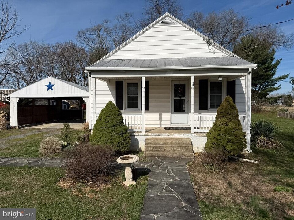 2929 Packer St in Winchester, VA - Building Photo