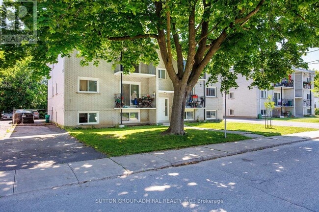 property at 91 Toronto St