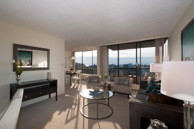 Chancellor Court in Vancouver, BC - Building Photo - Building Photo