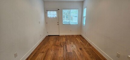 4014 Effie St in Los Angeles, CA - Building Photo - Building Photo