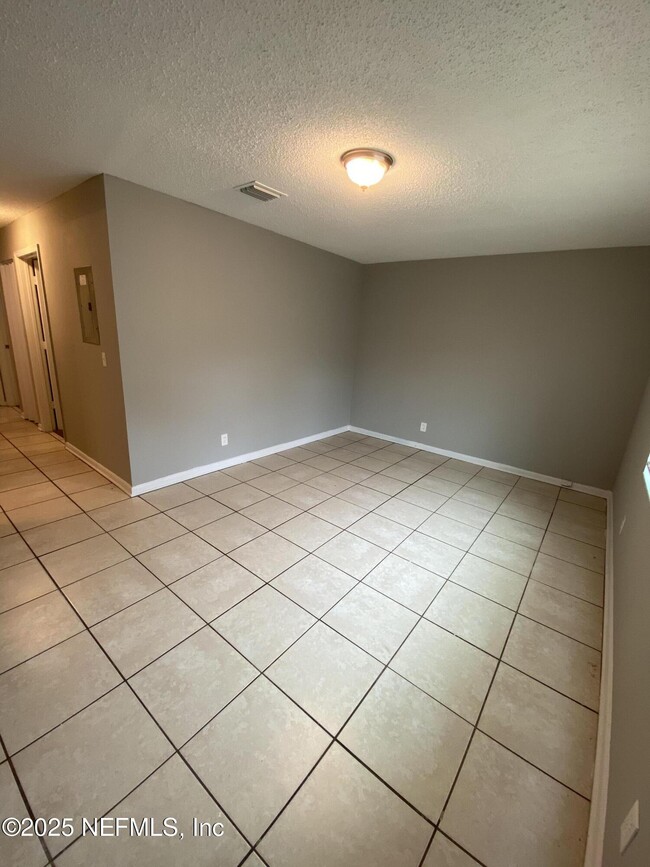 9443 Sibbald Rd in Jacksonville, FL - Building Photo - Building Photo