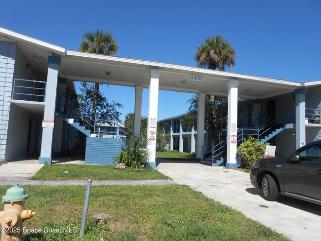 140 Minna Ln in Merritt Island, FL - Building Photo - Building Photo