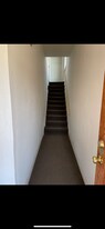 395 W Utica St, Unit Upper