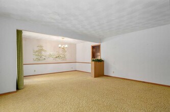 3066 E Lomita St in Springfield, MO - Foto de edificio - Building Photo