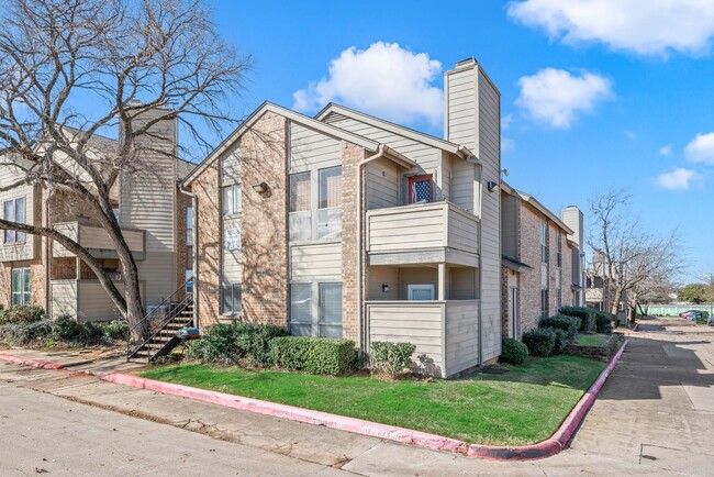 1608 Pecan Chase Cir in Arlington, TX - Building Photo - Building Photo