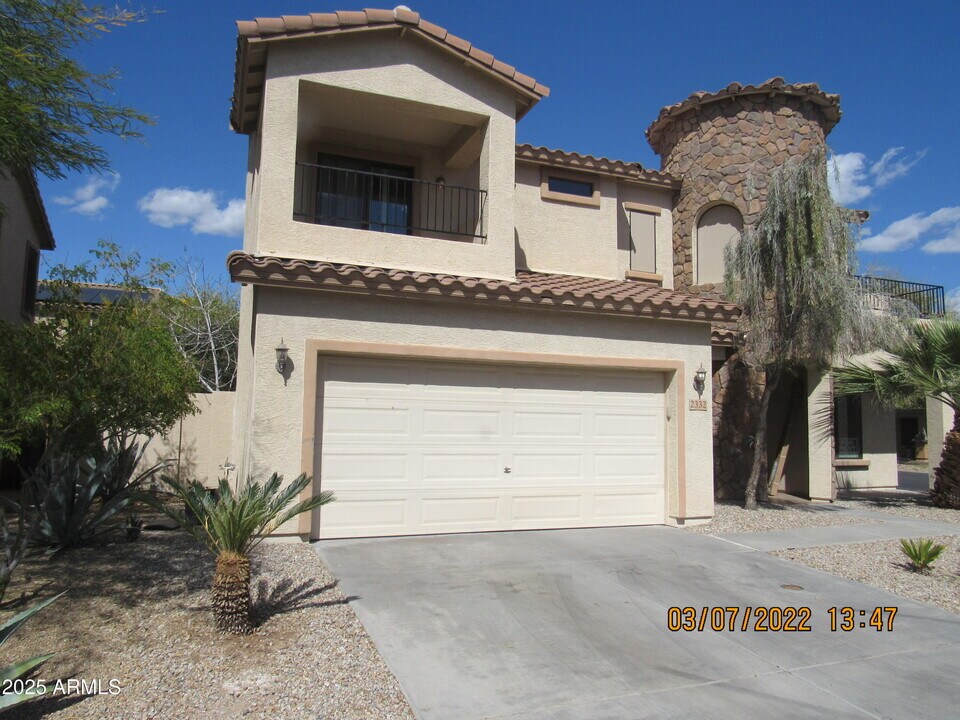 2332 E 27th Ave in Apache Junction, AZ - Building Photo