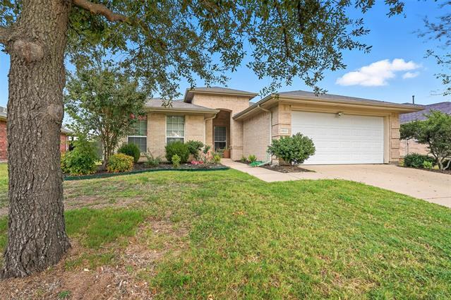 9822 Revolution Way in Frisco, TX - Building Photo