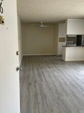 143 S St Andrews Pl in Los Angeles, CA - Building Photo - Building Photo