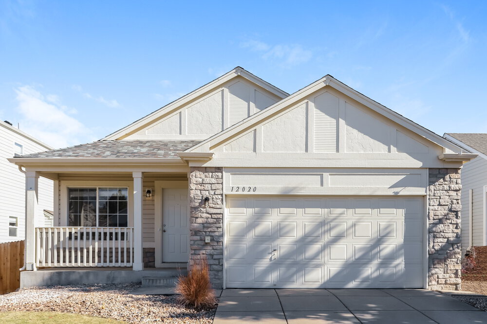 12020 Meadowood Ln in Parker, CO - Foto de edificio