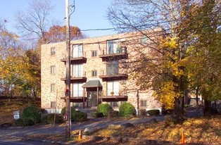 433 Furnace Brook Pkwy Apartments