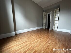 869 Beacon St in Boston, MA - Building Photo - Building Photo