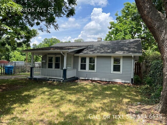 property at 418 Arbor Ave SE