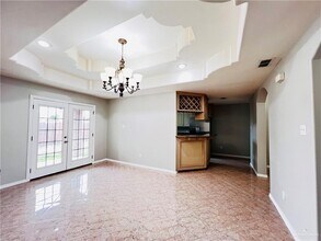 18 La Vista St in McAllen, TX - Building Photo - Building Photo