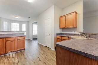 135 Wembley Way in Rockwall, TX - Foto de edificio - Building Photo