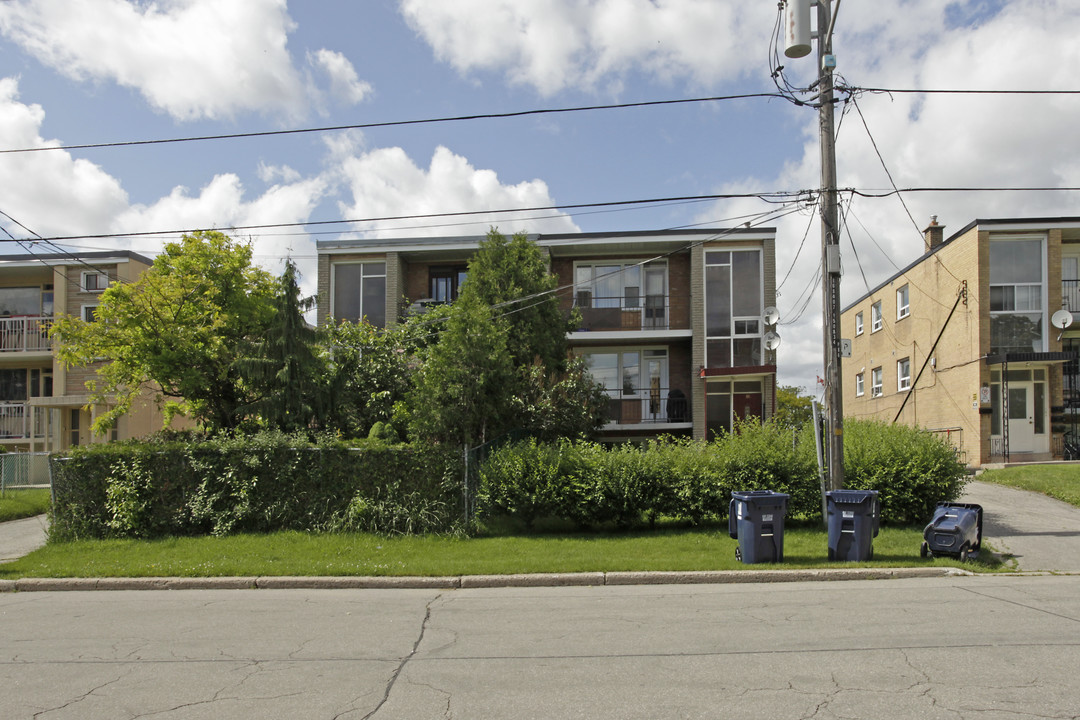 84-86 Purdon Dr in Toronto, ON - Building Photo