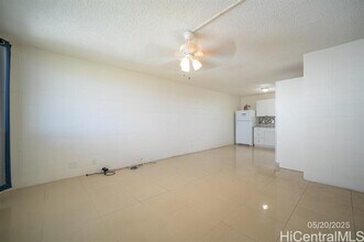 94-10 Leolua St in Waipahu, HI - Building Photo - Building Photo