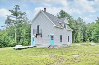 67 Regatta Dr in Freeport, ME - Building Photo - Building Photo