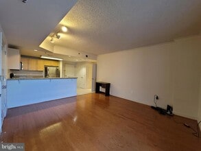 777 7th St NW, Unit 1003 in Washington, DC - Building Photo - Building Photo