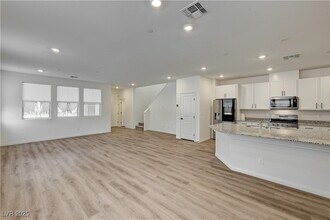 2734 Luzzi Walk in Henderson, NV - Building Photo - Building Photo
