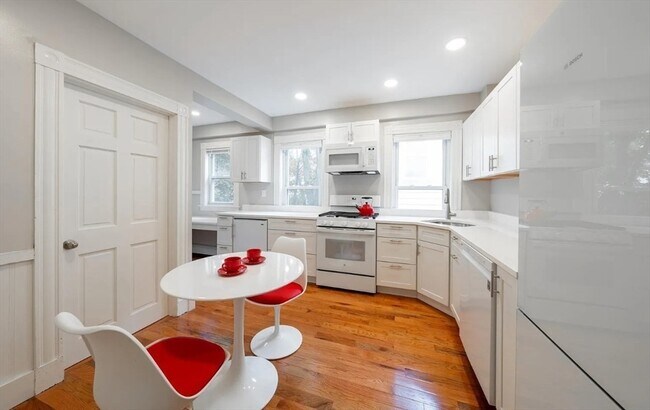 89 Kinnaird St in Cambridge, MA - Building Photo - Building Photo