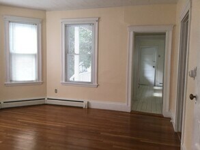 88 North Ave, Unit First Floor in Haverhill, MA - Building Photo - Building Photo