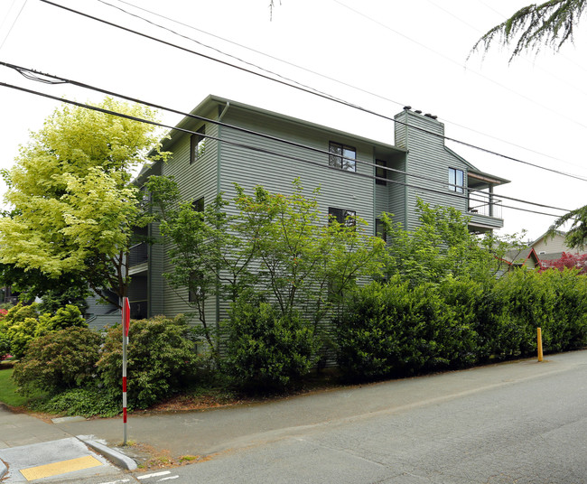 Parkview Apartments in Seattle, WA - Building Photo - Building Photo