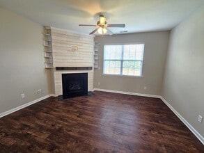 310 Cabot Hill Ln in Greer, SC - Building Photo - Building Photo