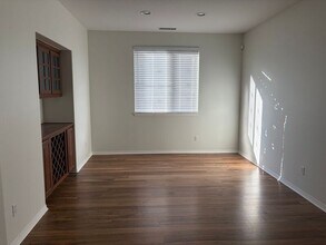 46172 Pinon Pine Way in Temecula, CA - Building Photo - Building Photo