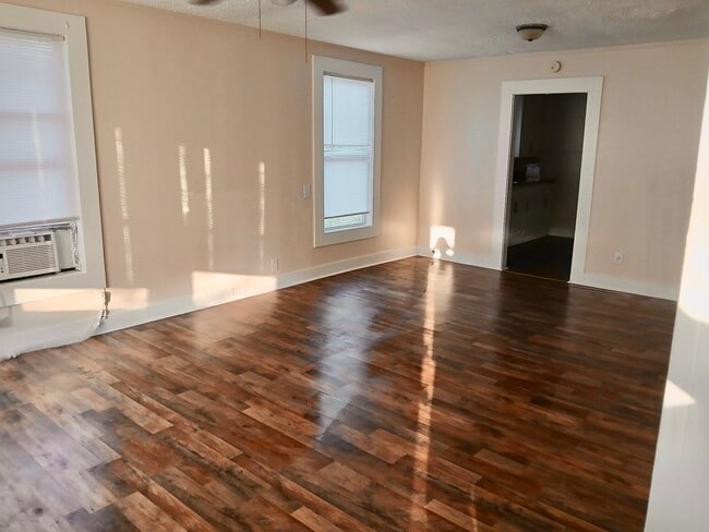 249 Byrnes Cir in Columbus, MS - Building Photo - Building Photo