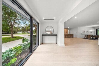 7291 SW 129th St in Miami, FL - Building Photo - Building Photo