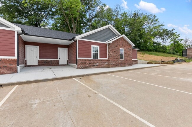 1112 Bertling St in Cape Girardeau, MO - Building Photo - Building Photo