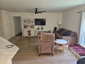 503 Swope St in Rio Vista, TX - Building Photo - Building Photo