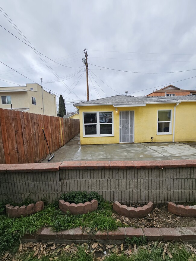 1153 Freeman Ave in Long Beach, CA - Building Photo - Building Photo