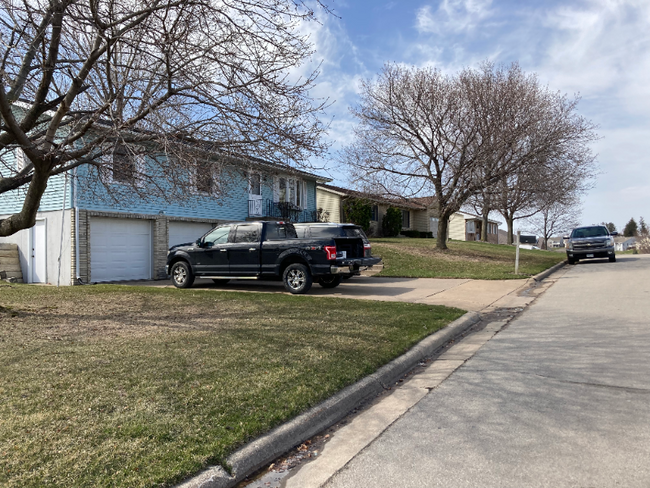 property at 2109 Yorktown Rd