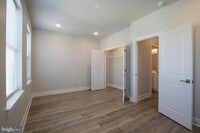 2441 Mutter St photo'