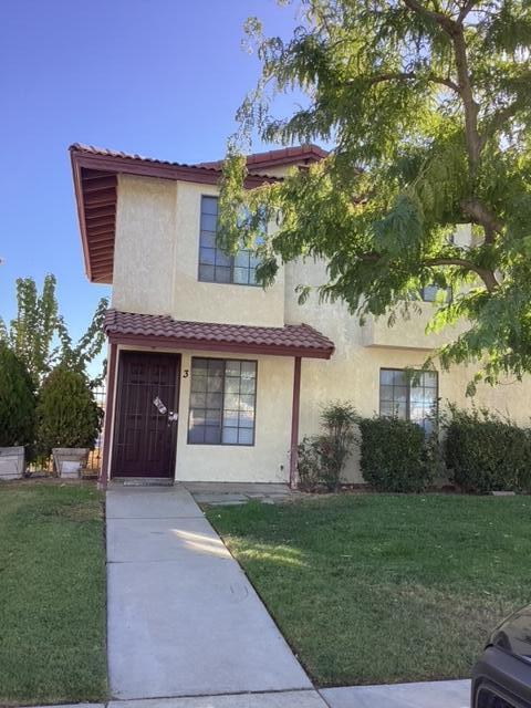 38550 22nd St E in Palmdale, CA - Building Photo