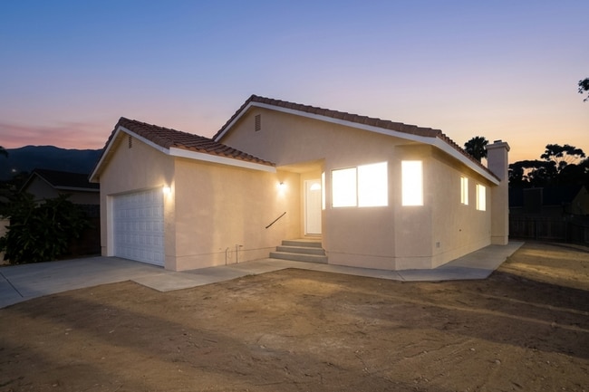 property at 585 Hildale Cir