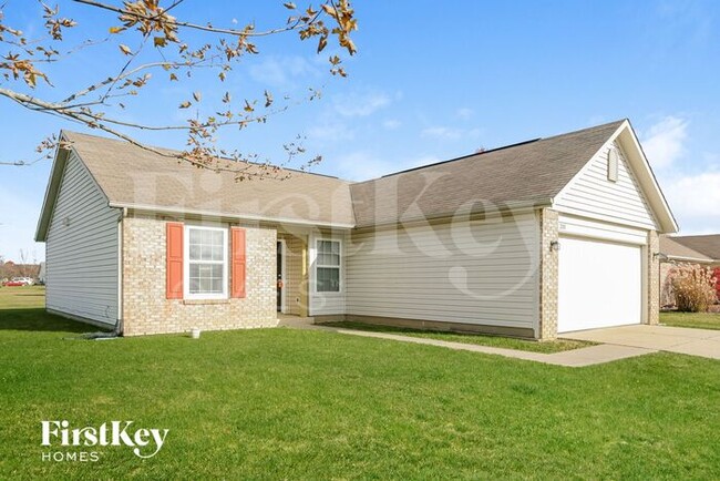 288 Pixy Ct in Greenfield, IN - Building Photo - Building Photo