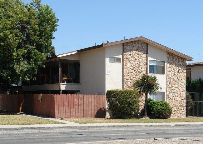 2064 N Ventura Rd in Oxnard, CA - Foto de edificio - Building Photo