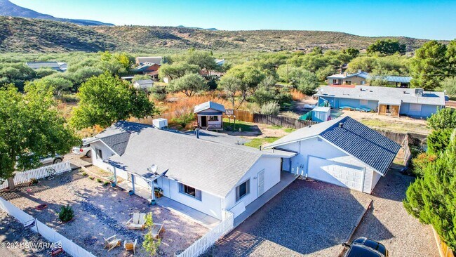 552 E Lamarcia Dr in Camp Verde, AZ - Building Photo - Building Photo