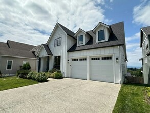 1641 NW Juneau Ct in Camas, WA - Building Photo - Building Photo
