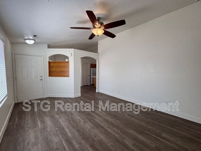 2048 W 30 S in Hurricane, UT - Building Photo - Building Photo