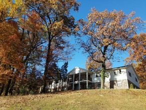 Alpine Heights at Hershey in Hummelstown, PA - Foto de edificio - Building Photo