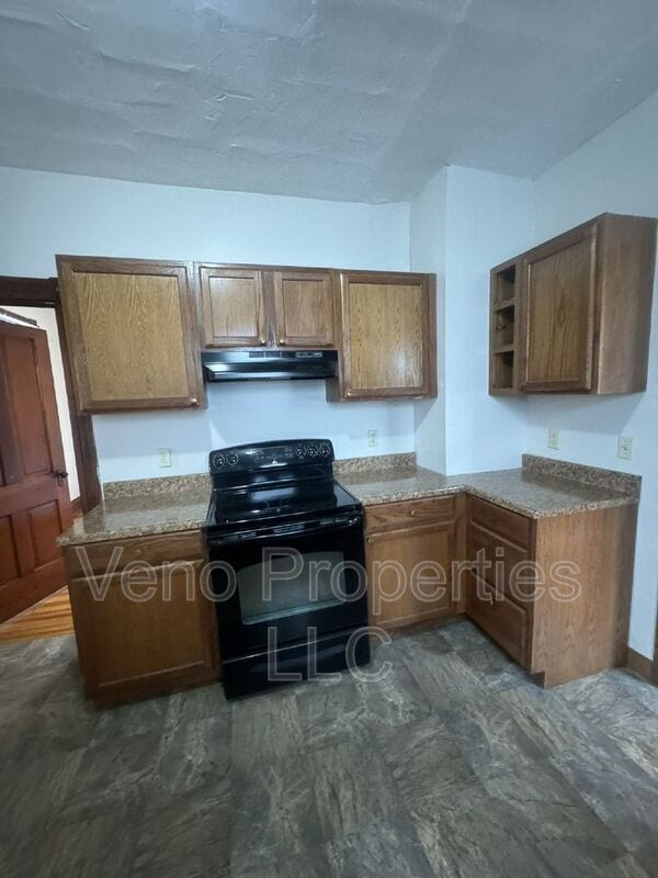149 Saratoga Ave in Mechanicville, NY - Building Photo - Building Photo