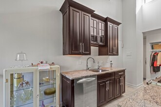 15 Keeler Close in Ridgefield, CT - Building Photo - Building Photo