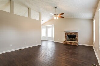 36 Dewey Dr in Adairsville, GA - Building Photo - Building Photo