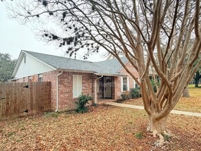 15022 Polynesian in San Antonio, TX - Building Photo - Building Photo