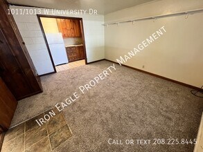 1011-1013 W University Dr in Boise, ID - Foto de edificio - Building Photo