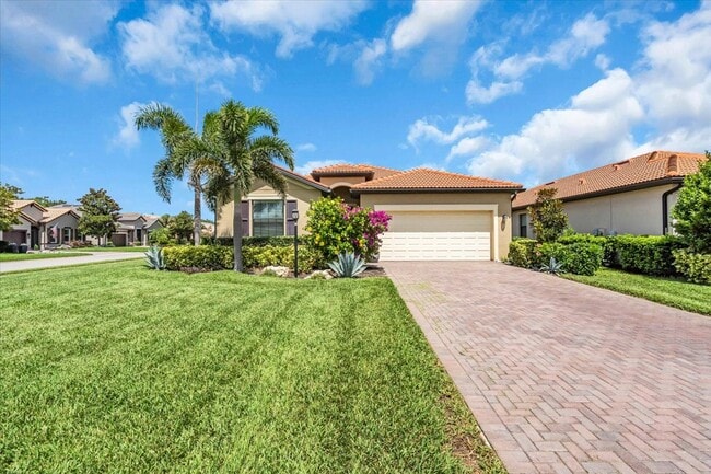 property at 4602 Royal Dornoch Cir
